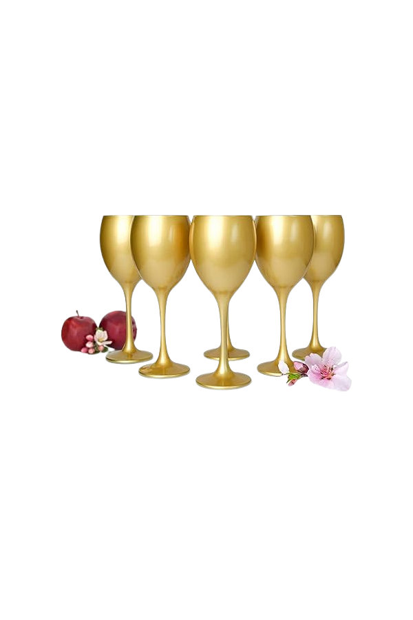 Verres à vin dorés
